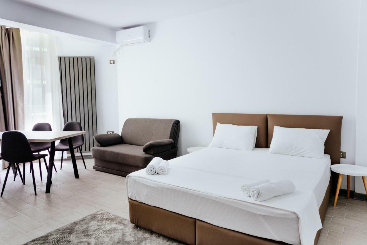 Alezzi Aparthotel 3*